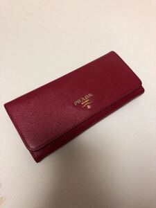 PRADA プラダ SAFFIANO サフィアーノ 1M1132 赤 レッド 長財布