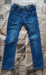 【子供 デニム パンツ ジーンズ サイズ140 中古品 綿95％ ポリウレタン5％】