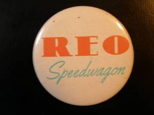 ★REO Speedwagon(アール・イー・オー・スピードワゴン)のレアな缶バッジ【中古】