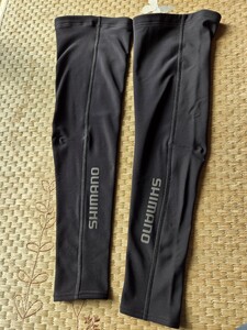 SHIMANO　バーテックス　レッグウォーマー　SizeM　ブラック　中古品です