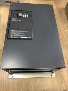 中古美品三菱電機 MITSUBISHI インバーター FR-A720-30K動作保証 [インボイス発行事業者] B-1