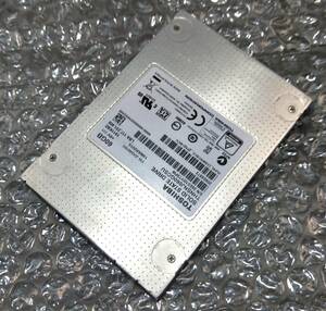 【中古パーツ】2.5 SATA SSD 1台　正常 TOSHIBA THNSNJ060GCSU 60GB 使用時間19942H ■SSD6041