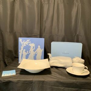 未使用品 WEDGWOOD ウェッジウッド スクエア プレート カップ&ソーサー 2客 セット ホワイト 食器 洋食器 お皿 ティーカップ 