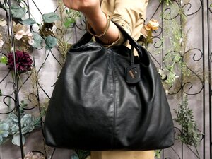 ●超美品●FURLA フルラ●ロゴ型抜き●カーフ レザー 本革●トート バッグ●黒●シルバー金具●腕掛け●A4 収納●書類 かばん●Js53583