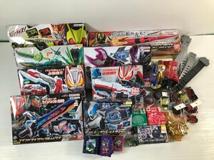 特撮 おもちゃ 仮面ライダー ガッチャード ギーツ DXヴァルバラッシャー DXコマンドツインバックル＆レイジングソード 他 大量 ジャンク