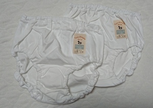 P140-2-1　新品　TwinDimple　白無地ショーツ（インゴムタイプ）２枚組　綿100％　日本製　140サイズ　キッズ　女児　ホワイト☆☆☆