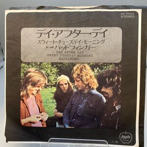 再生良好 BADFINGER バッドフィンガー：デイ・アフター・デイ/スウィート・チューズデイ・モーニング 白曇り盤