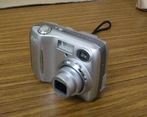 Bb2553　NIKON　COOLPIX 4100　ニコンクールピックス