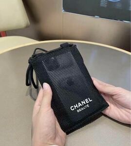 土日限定　新作2024年　シャネルCHANEL ノベルティショルダーポーチ　パスポート ブラック