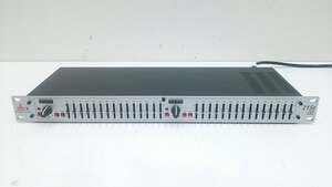 (新品/未使用品/1年スタート！) dbx グラフィックイコライザー DBX215SV オーディオ 音響機器 動作良好 B7559