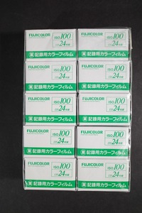 未使用・未開封（期限切れ）FUJICOLOR フジカラー FUJIFILM 記録用カラーフィルム ISO100 24枚撮り 10本