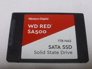 WD RED SA500 NAS SSD SATA 2.5inch 1000GB(1TB) 電源投入回数14回 使用時間26068時間 正常100% WDS100T1R0A-68A4W0 中古品です③