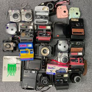 【A11】計26個　ポラロイド インスタントカメラ 双眼鏡　まとめ売り POLAROID FUJIFILM ジャンク品