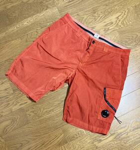 美品☆[C.P.Company] RE-COLOUR Track Shorts 製品加工 サイドゴーグル ナイロンショーツハーフパンツ 56 ルーマニア製 シーピーカンパニー