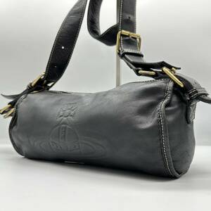 Vivienne Westwood ヴィヴィアンウエストウッド ショルダーバッグ レザー 本革 オーブ ロゴ型押し エンボスロゴ ブラック 黒