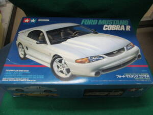 組み立て途中 フォード マスタング コブラR タミヤ プラモデル 1/24 スポーツカーシリーズ タミヤ 田宮 プラモ FORD MUSTANG COBRA R