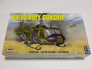 アメリカ レベル 1/32 UH-１D ヒューイ ガンシップ ベトナム アメリカ軍 HUEY GUNSHIP VIETNAM 地獄の黙示録 ヘリ騎兵 隊Revell 85-5536 