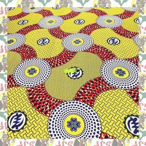 【SALE/90cm x 110cm/1ヤード】アフリカンプリント生地 afrifab-d31 アフリカ布 アフリカ生地 ゴールドプリント アンカラ キテンゲ パーニ