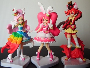 バンダイ　キューティフィギュア３体セット　「キラキラプリキュアアラモード　キュアホイップ／キュアショコラ／キュアパルフェ」です　