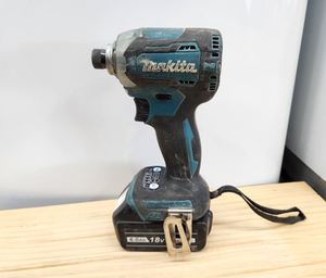 マキタ 充電式インパクトドライバ TD170D 18V互換バッテリー付き 電動工具 DIY makita 札幌市 平岸店