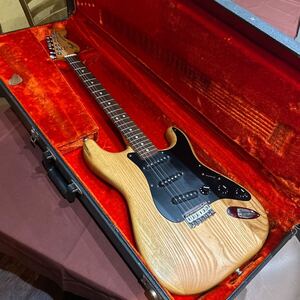 Fender フェンダー Stratocaster ストラトキャスター　ビンテージ　完動品　エレキギター 売り切り