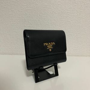 美品　 PRADA プラダ サフィアーノレザー 三つ折り 財折り財布　ブラック　ゴールド金具