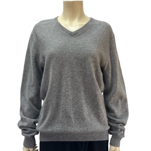 m-A-053☆新品同様☆CASHMERE ユナイテッドアローズ グリーンレーベル☆灰色系(グレー)☆カシミヤ長袖ニットセーター☆Mサイズ(9号 38)