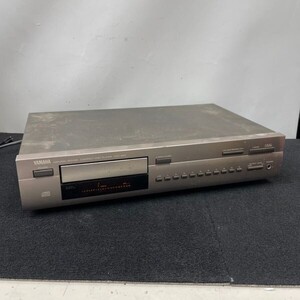 P613-O15-7100 YAMAHA ヤマハ CDプレーヤー CDX-580 NATURAL SOUND COMPACT DISC PLAYER CDデッキ 家電 音響 通電ok ⑥