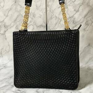 1円 【美品】バリー BALLY・トートバッグ 肩掛け キルティングレザー ショルダーロゴゴールド金具×レザー 無地 シンプル ブラック系