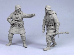 タンクモデル T-35034 1/35 ドイツ歩兵 SS #4ハリコフ, 冬 1943 2体