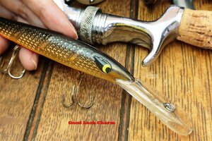 爆釣! ラージサイズ SMITHWICK SUPER ROGUE オールド ミノー HEDDON 道楽 ABU ZEAL ハトリーズ 1500C BALSA50 ラパラ トラウト 昭和釣人に