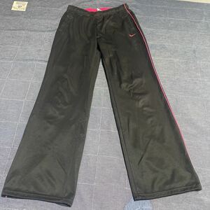 k12 NIKE ジャージパンツ　サイズM表記　中国製