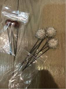 ♪アクセサリー大量格安出品 ヘアアクセサリー Uピン ポンポン♪