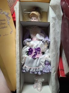 Porcelain Doll "Violet" Romantic Flower Maiden Limited Edition by Merri Roderick 海外 即決