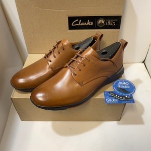 即決 送料無料 未使用 保管品★Clarks クラークス Tynamo Walk 革靴 シューズ TAN 718E 約25.0cm-25.5cm UK7G 元箱に傷み汚れあり