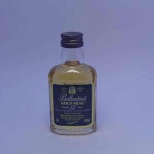 Ballantines GOLD SEAL YEARS 12 OLD 5cl 43％ ミニボトル