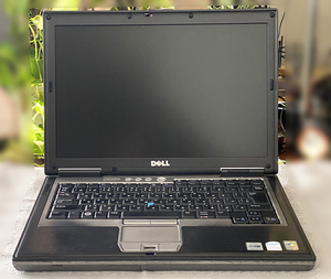 【希少】DELL Latitude D630/Core2Duo/14.1インチ/メモリ4GB/HDD250GB/WiFi/DVD-RW/WinXPPro SP2【即決・迅速発送】