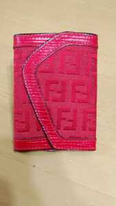中古 FENDI フェンディ 可愛い 6連キーケース 赤色 ミニ ヴィンテージ 小さめ Fendi Mini Keycase 送料無料