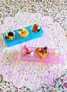 スイーツデコ月☆ピルケース☆2つセット☆水色ピンク☆小物入れ☆