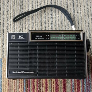 現状品　ナショナル　パナソニック　ラジオ　RF-636 AM FM　昭和レトロ