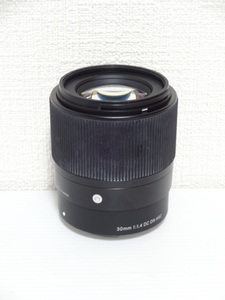 SIGMA 30mm F1.4 DC DN (SONY E用)