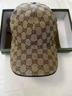 新品同様  グッチGUCCI 帽子　Ｍキャップ   GG キャンバス