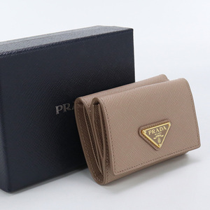 中古良品プラダPRADA サフィアーノレザー財布 レザー 1MH042 QHH F0236 ピンク系　 ランク：A us-2 レディース