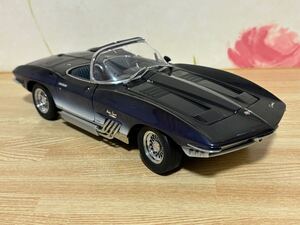 1/18 シボレー コルベット Mako shark レストアやカスタムベースに ジャンク ミニカー UT models CHEVROLET CORVETTE 当時物 旧車