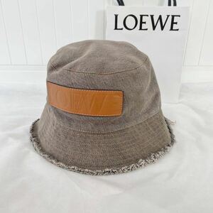 ロエベ ハット レディース バケットハット ロゴ デニム 革 帽子 LOEWE ロゴ入り　ブラックデニム　タン　バケハ