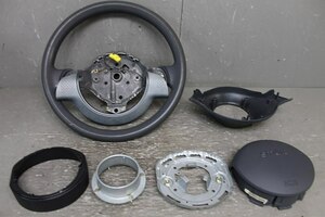 スマート フォーツー smart fortwo 右ハンドル 後期 (MC01 450) 純正 ハンドル ステアリングホイール ホーンパット p045870