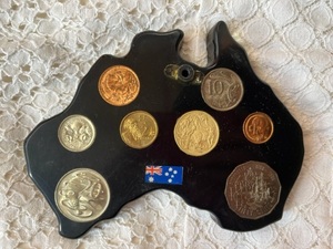 オーストラリア 硬貨セット　8種類　コイン　硬貨　お金　飾り　AUSTRALIIA　コインプレート　古い