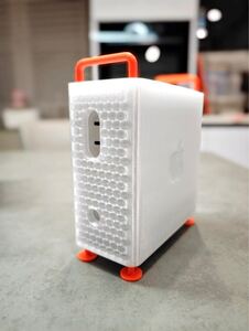 Apple Mac mini 2024 M4 専用スタンド Mac Pro風デザイン「Mac Proが小さくなっちゃった！？」Mac miniをもっと楽しく、面白く