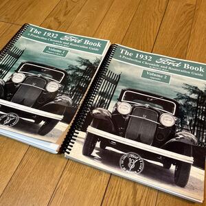 The 1932 Ford Book 2冊セット　フォード　ビンテージ　デュース　Deuce　資料　本　希少