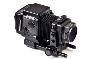 中古■FUJIFILM フジフィルム GX680 (II型改良機）★動作OK★専用レンズ3本、フイルムホルダー2個等オマケ多数★送料無料